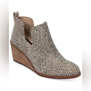 Toms Women's Kallie Wedge Booties